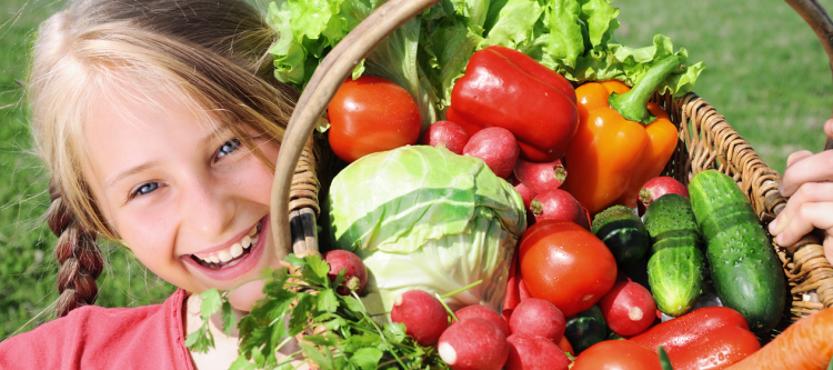 girl-with-vegetables